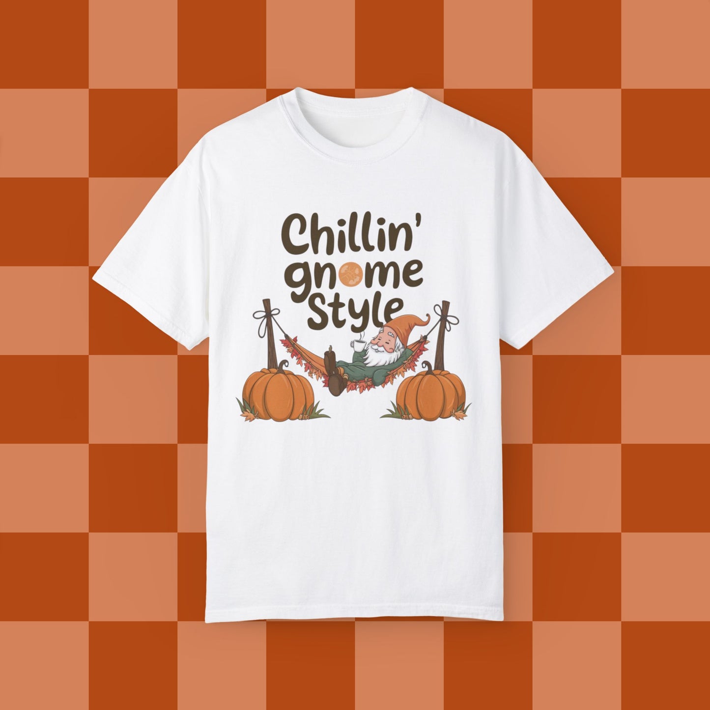 Chillin Gnome Style T-shirt, Funny Gnome Shirt for Fall, Cute Pumpkin Gnome Tee, Halloween Gnome Graphic Tee, Autumn Vibes T-Shirt