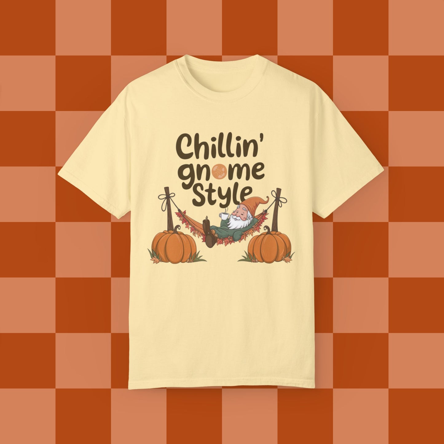 Chillin Gnome Style T-shirt, Funny Gnome Shirt for Fall, Cute Pumpkin Gnome Tee, Halloween Gnome Graphic Tee, Autumn Vibes T-Shirt