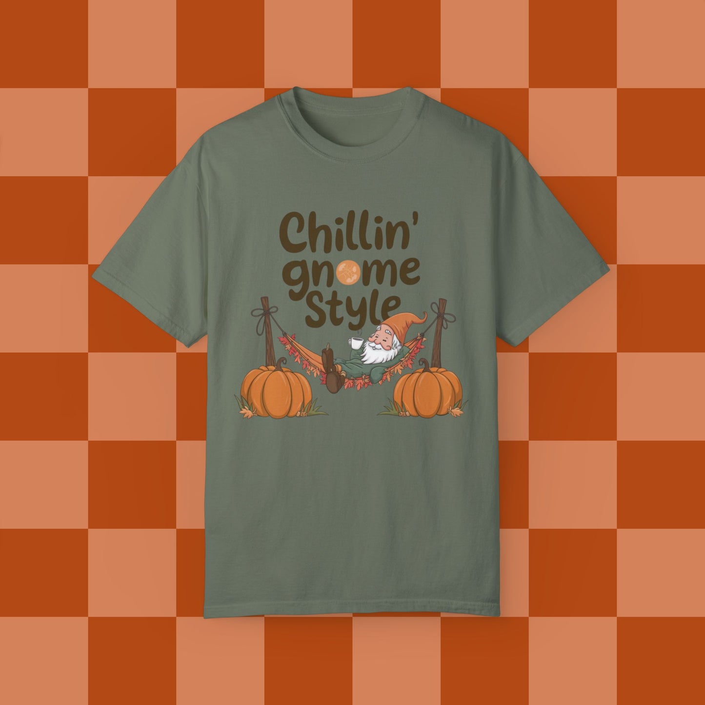 Chillin Gnome Style T-shirt, Funny Gnome Shirt for Fall, Cute Pumpkin Gnome Tee, Halloween Gnome Graphic Tee, Autumn Vibes T-Shirt