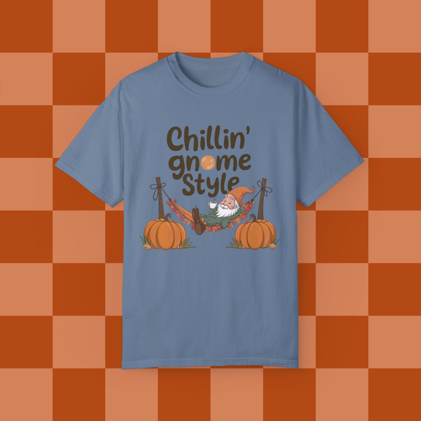 Chillin Gnome Style T-shirt, Funny Gnome Shirt for Fall, Cute Pumpkin Gnome Tee, Halloween Gnome Graphic Tee, Autumn Vibes T-Shirt