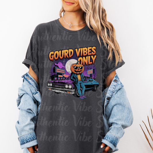 Gourd Vibes Only Halloween T-Shirt, Retro Halloween Pumpkin Shirt, Spooky Season Graphic Tee, Funny Halloween Party Shirt