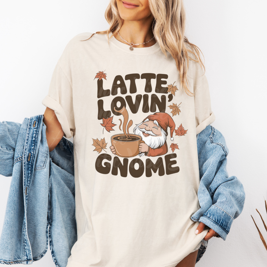 Latte Lovin Gnome T-Shirt Cute Coffee Lover Shirt Fall Gnome Graphic Tee Latte Lover TShirt Gift for Coffee Enthusiasts