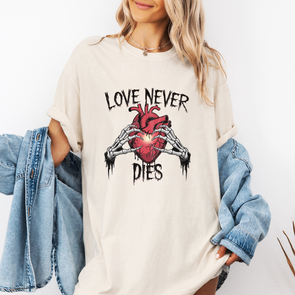 Love Never Dies T-Shirt, Skeleton Hands Heart Graphic Tee, Inspirational Gothic Shirt, Unique Skeleton Heart Print T-Shirt